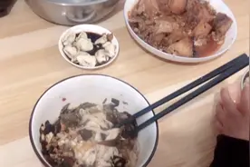湖北1家6口人在家闭关的29天，每天只吃一顿米饭，既省菜又能减肥视频封面