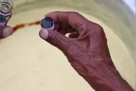 印度三爷不带烤箱的海绵蛋糕-我们爷爷为孤儿做的海绵蛋糕食谱！视频封面