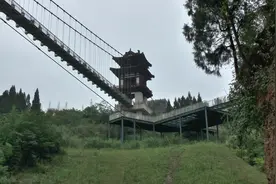南充凤垭山风景区号称嘉陵江畔的明珠，天乐谷景区还免门票视频封面