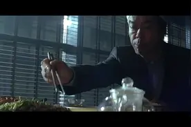 影视：刘青云吃红烧翅、蒸一条鱼、半只炸子鸡、一碗白饭视频封面