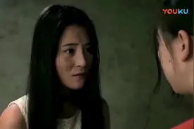 女子被骗到村里，结果不能生育疯了，就骗自己骗闺蜜来替自己生视频封面
