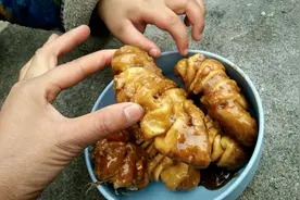 8块钱一斤的蜜食自己做，好吃又健康，以后不用去街上买了！视频封面