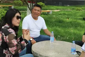山东省首场扶贫农产品带货直播：探访美丽乡村 感受最美乡愁视频封面