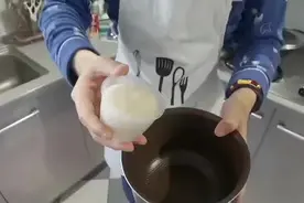 居家“艺”起学敲打 锅碗瓢盆皆音乐图片