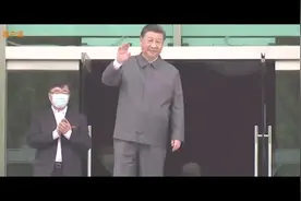 青春赛道奋力奔跑！习近平这样勉励当代青年视频封面