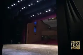 90岁“济公”游本昌演《繁花》火了，曾为了好剧本卖房图片