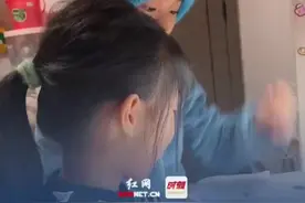 哥哥辅导妹妹写作业 不料已到崩溃边缘 “情绪稳定 把自己扔床上一声不吭的”图片