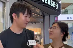 视频 | 七夕街访：前方高甜来袭 单身慎点！图片