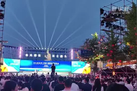 中央媒体看辽宁丨新华社：东北小城上演业界顶级泳装秀 拉开一场盛会大幕图片