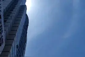 6月14日中午 太原天空出现日晕天象图片