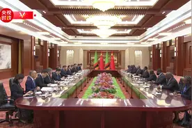 独家视频 | 习近平会见赞比亚总统：坦赞铁路市场化激活合作文件签署意义重大图片