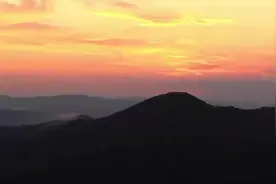 走近东方红，感受那一束光的温暖……图片