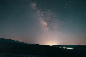 星辰大海从未遥不可及 唯有热爱可抵岁月漫长图片
