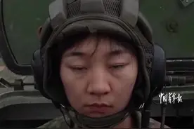 从医疗救护员到装甲驾驶员图片