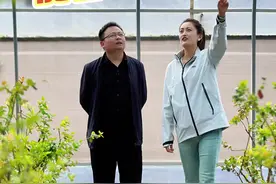 百姓看联播 | 一个手机能管百亩大棚图片