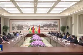 习近平会见圭亚那总统图片