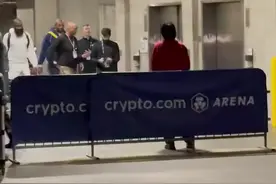 哈登交易正式完成 老板鲍尔默亲自迎接图片
