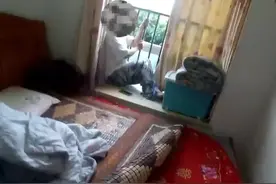 “妹妹，我们几个大哥哥一直在这儿帮助你！”民警耐心劝解救下轻生女图片