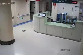 跪在手术车上持续托举胎头！15分钟跑赢死神！ ——凌晨淄川区医院产科成功抢救一例“脐带脱垂”产妇图片