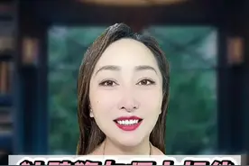 慈眉善目的独臂猴与师太相伴多年场面温馨而走红，峨眉山猴子又被网暴#独臂猴 