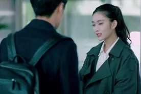 影视：美女检察官刚处理完案子，没想到男孩已经等候多时了视频封面