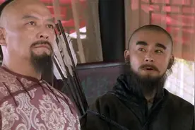 乾隆带人微服出行，促成当地姻缘视频封面