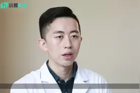 小孩手上起小米粒疙瘩怎么回事?视频封面